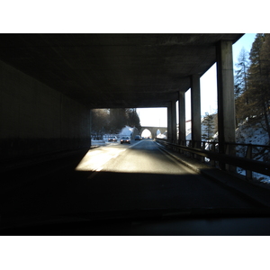 รูปถ่าย สวิสเซอร์แลนด์(Switzerland) ถนนจากปอนเตรซีนาไปเซนต์มอริตซ์(Pontresina to St Moritz Road) 2007-01 7