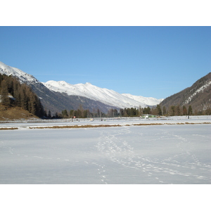 รูปถ่าย สวิสเซอร์แลนด์(Switzerland) ถนนจากปอนเตรซีนาไปเซนต์มอริตซ์(Pontresina to St Moritz Road) 2007-01 2