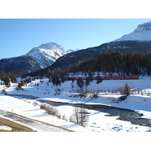 รูปถ่าย สวิสเซอร์แลนด์(Switzerland) ถนนจากปอนเตรซีนาไปเซนต์มอริตซ์(Pontresina to St Moritz Road) 2007-01 8