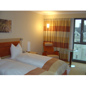 รูปถ่าย ออสเตรีย(Austria) เวียนนา(Vienna) โรงแรมฮิลตัน(Hilton Hotel) 2004-11 23