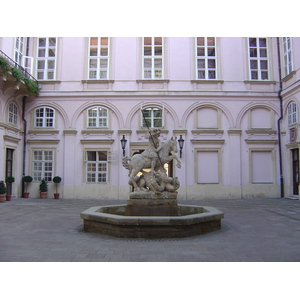 รูปถ่าย สโลวะเกีย(Slovakia) บราทิสลาวา(Bratislava) 2004-11 58
