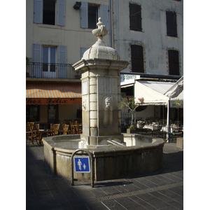 รูปถ่าย ฝรั่งเศส(France) อองทีป(Antibes) ถนนอากียง(Boulevard Aguillon) 2007-08 32