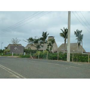รูปถ่าย ฟิจิ(Fiji) ถนนจากนาดีไปนาตาโดลา(Nadi to Natadola road) 2010-05 100