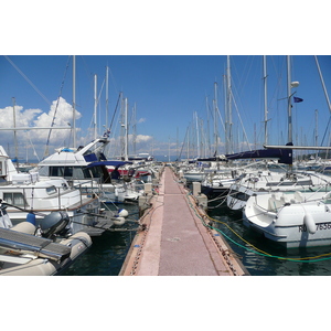 รูปถ่าย ฝรั่งเศส(France) เกาะปอร์เกอรอล(Porquerolles Island) ท่าเรือปอร์เกอรอล(Porquerolles harbour) 2008-05 20