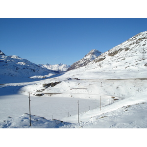 รูปถ่าย สวิสเซอร์แลนด์(Switzerland) จากปอนเตรซีนาไปลาโกเบียนโก(From Pontresina to Lago Bianco) 2007-01 32