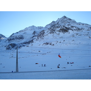 รูปถ่าย สวิสเซอร์แลนด์(Switzerland) จากปอนเตรซีนาไปลาโกเบียนโก(From Pontresina to Lago Bianco) 2007-01 62