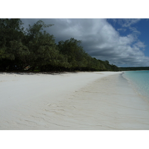 รูปถ่าย นิวแคลิโดเนีย(New Caledonia) เกาะลีฟู(Lifou) หาดลูเอ็งโกนี(Luengoni Beach) 2010-05 40