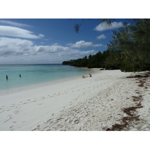 รูปถ่าย นิวแคลิโดเนีย(New Caledonia) เกาะลีฟู(Lifou) หาดลูเอ็งโกนี(Luengoni Beach) 2010-05 14