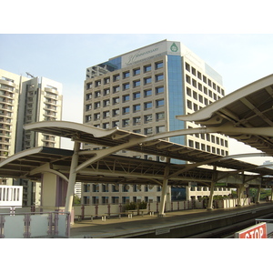 รูปถ่าย ไทย(Thailand) กรุงเทพมหานคร(Bangkok) รถไฟฟ้า(Sky Train) 2004-12 17