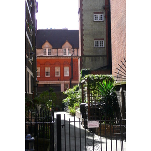 รูปถ่าย อังกฤษ(United Kingdom) ลอนดอน(London) ถนนเวย์เฮาส์(WeighHouse Street) 2007-09 11