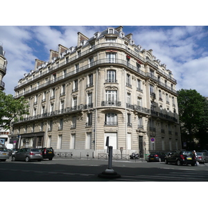 รูปถ่าย ฝรั่งเศส(France) ปารีส(Paris) คุ้มที่ 17 (17th Arrondissement) ถนนวากราม(Avenue de Wagram) 2007-05 49