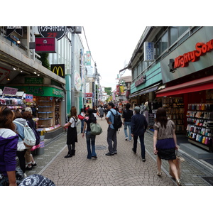 รูปถ่าย ญี่ปุ่น(Japan) โตเกียว(Tokyo) ถนนทาเคชิตะ(Takeshita Street) 2010-06 10