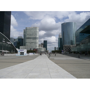 รูปถ่าย ฝรั่งเศส(France) ปารีส(Paris) ลาเดฟ็องส์(La Defense) 2007-05 102