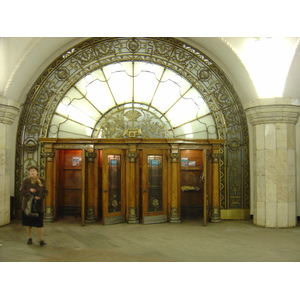 รูปถ่าย รัสเซีย(Russia) มอสโก(Moscow) ถนนตแวร์สกายา(Tverskaya Street) 2005-04 47