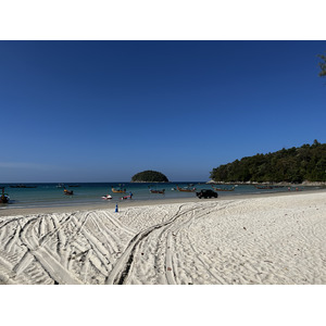 รูปถ่าย ไทย(Thailand) ภูเก็ต(Phuket) หาดกะตะ(Kata Beach) 2021-12 174