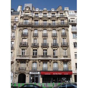 รูปถ่าย ฝรั่งเศส(France) ปารีส(Paris) คุ้มที่ 17 (17th Arrondissement) ถนนกูร์แซล(Boulevard de Courcelles) 2006-03 12