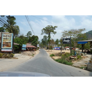 รูปถ่าย ไทย(Thailand) เกาะช้าง(Ko Chang) ถนนบนเกาะ(Island road) 2011-02 32