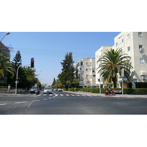 รูปถ่าย อิสราเอล(Israel) เทลอาวีฟ(Tel Aviv) ถนนจาบอตินสกี(Jabotinsky Street) 2007-06 22