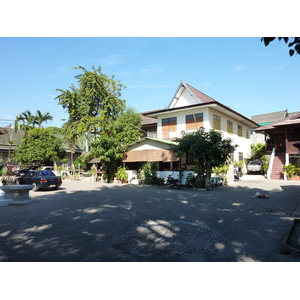 รูปถ่าย ไทย(Thailand) เชียงใหม่(Chiang Mai) ถนนราชดำเนิน(Rachadamnoen road) 2009-12 21