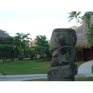 รูปถ่าย เฟรนช์โพลี่นีเซีย(Polynesia) มูเรีย(Moorea) โรงแรมเพิร์ลรีสอร์ต(Pearl Resort Hotel) 2006-04 29