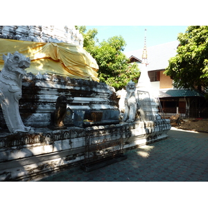 รูปถ่าย ไทย(Thailand) เชียงใหม่(Chiang Mai) ถนนราชดำเนิน(Rachadamnoen road) 2009-12 2