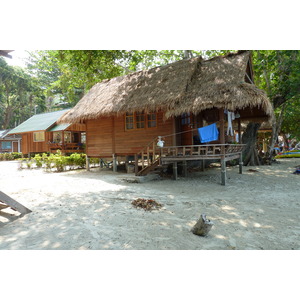 รูปถ่าย ไทย(Thailand) เกาะช้าง(Ko Chang) หาดคลองพร้าว(Klong Prao beach) 2011-02 35
