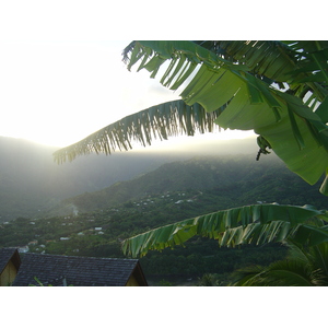 รูปถ่าย เฟรนช์โพลี่นีเซีย(Polynesia) หมู่เกาะมาร์เคซัส(Marquises) 2006-04 23