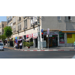 รูปถ่าย อิสราเอล(Israel) เทลอาวีฟ(Tel Aviv) ถนนอิบน์กบีรอล(Ibn Gvirol Street) 2007-06 61