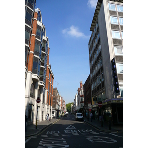 รูปถ่าย อังกฤษ(United Kingdom) ลอนดอน(London) ถนนแชฟตส์เบอรี(Shaftesbury Avenue) 2007-09 52