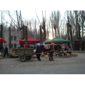 รูปถ่าย คาซัคสถาน(Kazakhstan) ถนนจากอัลมาตีไปหุบผาชารึน(Almaty to Charyn Canyon road) 2007-03 53