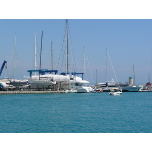 รูปถ่าย ฝรั่งเศส(France) อองทีป(Antibes) ท่าเรือโวบ็อง(Port Vauban) 2007-07 20