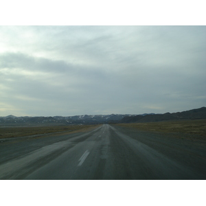 รูปถ่าย คาซัคสถาน(Kazakhstan) ถนนจากอัลมาตีไปหุบผาชารึน(Almaty to Charyn Canyon road) 2007-03 78