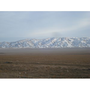 รูปถ่าย คาซัคสถาน(Kazakhstan) ถนนจากอัลมาตีไปหุบผาชารึน(Almaty to Charyn Canyon road) 2007-03 114