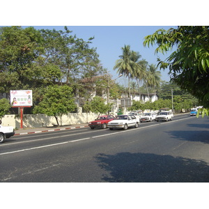 รูปถ่าย พม่า(Myanmar) ย่างกุ้ง(Yangon) 2005-01 56