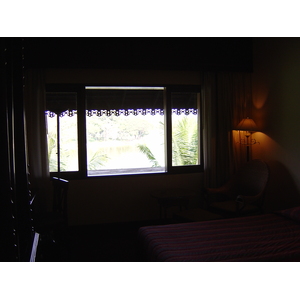 รูปถ่าย พม่า(Myanmar) ย่างกุ้ง(Yangon) โรงแรมกันดอจีพาเลซ(Kandawgyi Palace Hotel) 2005-01 15