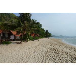 รูปถ่าย ไทย(Thailand) เกาะช้าง(Ko Chang) หาดทรายขาว(White sand beach) 2011-02 82