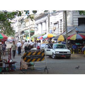 รูปถ่าย พม่า(Myanmar) ย่างกุ้ง(Yangon) 2005-01 57