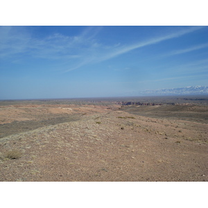 รูปถ่าย คาซัคสถาน(Kazakhstan) หุบผาชารึน(Charyn Canyon) 2007-03 5