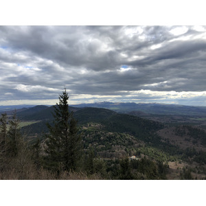 รูปถ่าย ฝรั่งเศส(France) ภูเขาปุย-เดอ-โดม(Puy de Dome) 2018-04 20