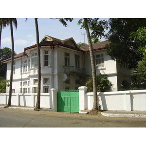 รูปถ่าย พม่า(Myanmar) ย่างกุ้ง(Yangon) 2005-01 248
