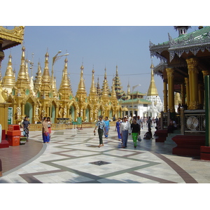 รูปถ่าย พม่า(Myanmar) ย่างกุ้ง(Yangon) พระมหาเจดีย์ชเวกากอง(Shwedagon Pagoda) 2005-01 54