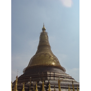 รูปถ่าย พม่า(Myanmar) ย่างกุ้ง(Yangon) พระมหาเจดีย์ชเวกากอง(Shwedagon Pagoda) 2005-01 47