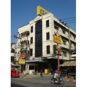 รูปถ่าย ไทย(Thailand) ภูเก็ต(Phuket) ป่าตอง(Patong) ถนนสาย 2(2nd Road) 2005-12 26