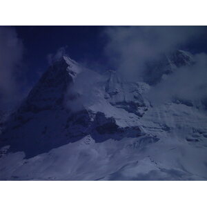 รูปถ่าย สวิสเซอร์แลนด์(Switzerland) กรินเดลวัลด์(Grindelwald) 1999-04 19