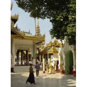 รูปถ่าย พม่า(Myanmar) ย่างกุ้ง(Yangon) พระมหาเจดีย์ชเวกากอง(Shwedagon Pagoda) 2005-01 1