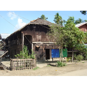 รูปถ่าย พม่า(Myanmar) มะริด(Myeik (Mergui)) 2005-01 152