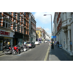 รูปถ่าย อังกฤษ(United Kingdom) ลอนดอน(London) ถนนวอร์ดอร์(Wardour Street) 2007-09 57