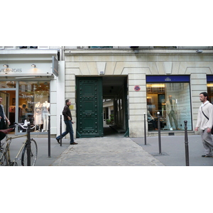 รูปถ่าย ฝรั่งเศส(France) ปารีส(Paris) คุ้มที่ 8(8th Arrondissement) ถนนทรงเช(Rue Tronchet) 2007-05 5