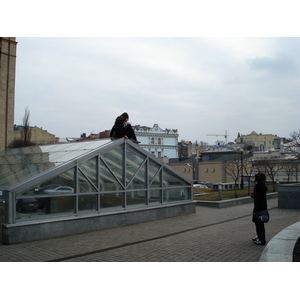 รูปถ่าย ยูเครน(Ukraine) เคียฟ(Kiev) ถนนเครชชาตือค(Kreschatyk Street) 2007-03 0