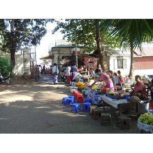 รูปถ่าย พม่า(Myanmar) ย่างกุ้ง(Yangon) 2005-01 110